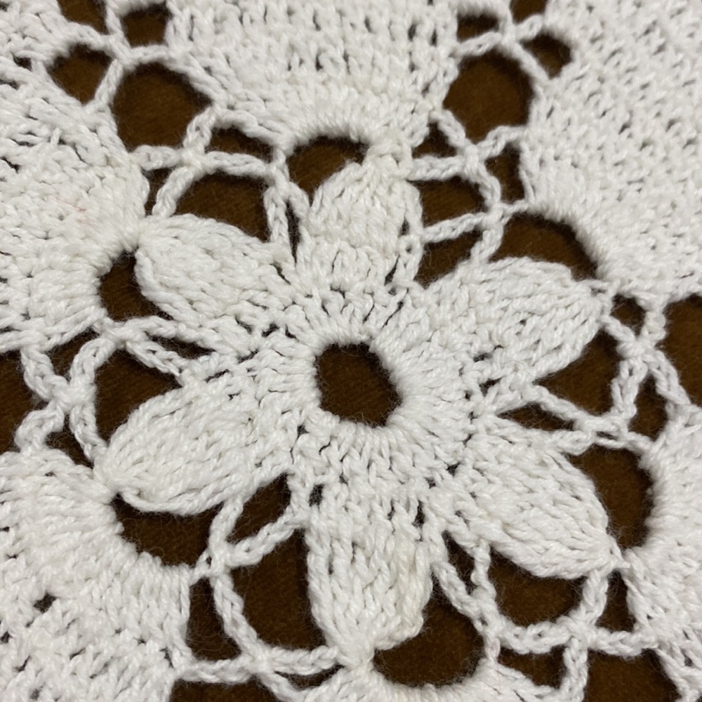Vintage Handmade White Crochet Doily! - Picture 2 of 3